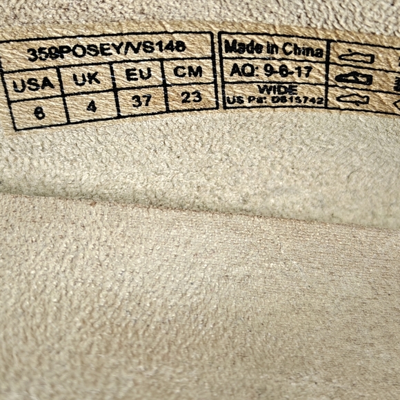 VIONIC Gem Pointed Toe Posey Perforated Ballet Flats Light Mocha Suede Size 6 - Picture 9 of 9